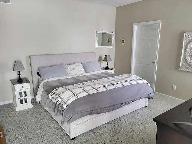 bedroom featuring carpet floors