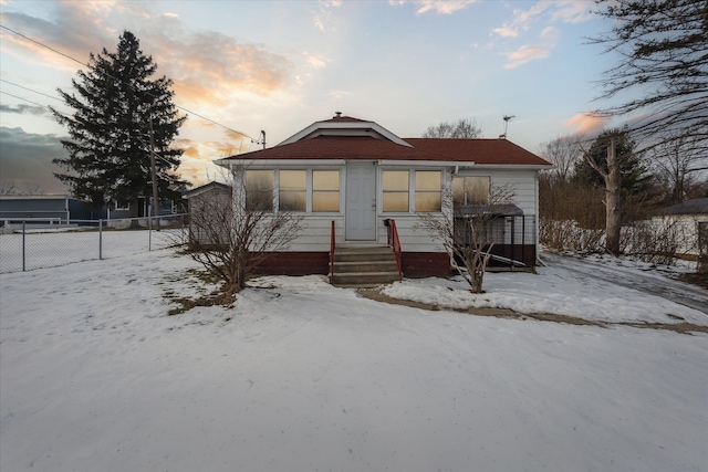 view of front of property