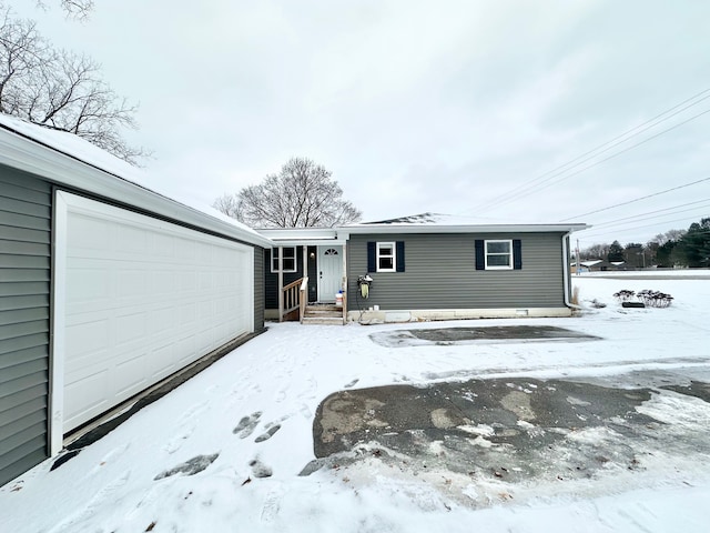 view of front of house featuring a garage