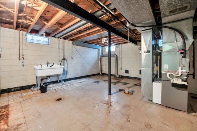 basement featuring sink