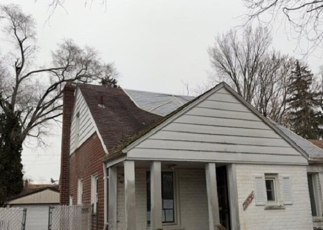 bungalow-style home featuring a porch