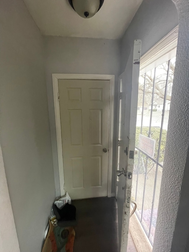 19307 Mansfield St, Detroit, MI 48235 - view of doorway