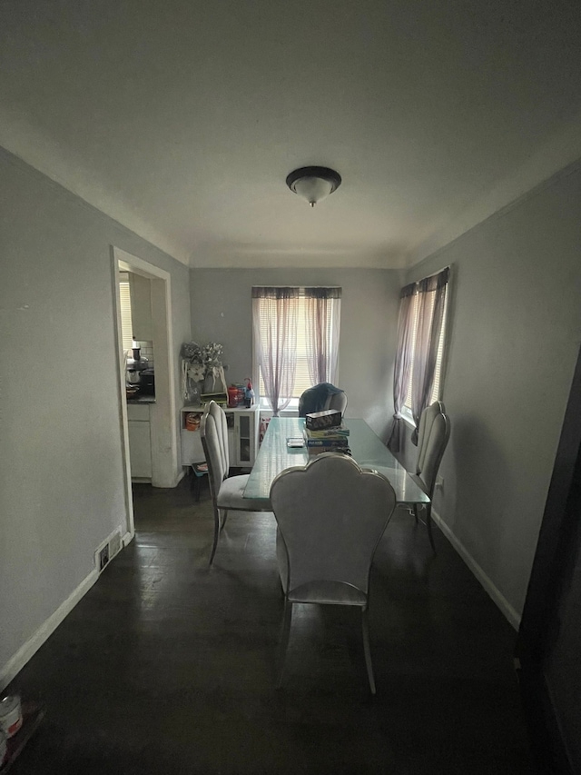 19307 Mansfield St, Detroit, MI 48235 - dining area featuring baseboards and visible vents