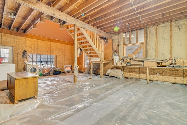 miscellaneous room with washer / clothes dryer