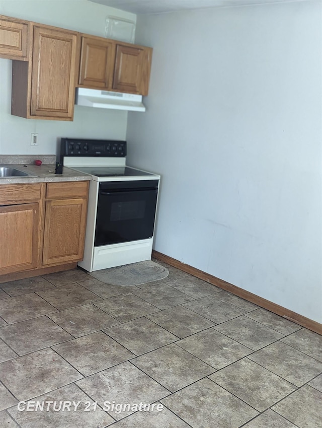 kitchen featuring range with electric cooktop