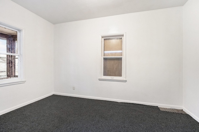 1003 Lavette Ave, Benton Harbor, MI 49022 - view of carpeted empty room