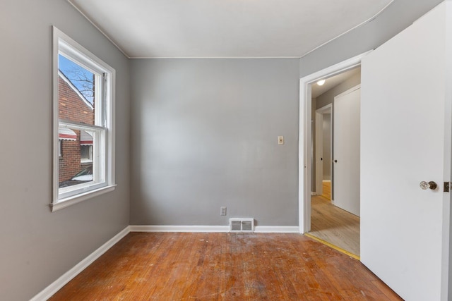 empty room featuring light hardwood / wood-style flooring