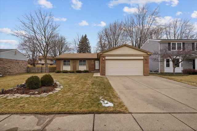 single story home featuring a front lawn