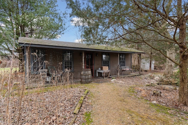 view of front facade with covered porch