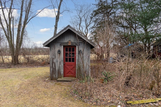 view of outbuilding