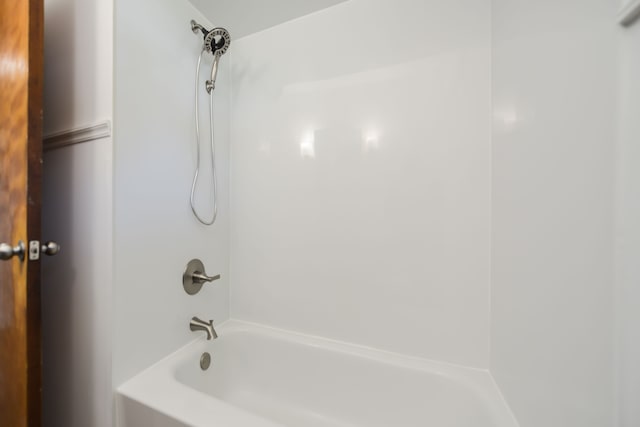 full bathroom featuring shower / bathtub combination