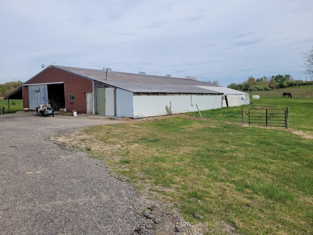 40315 52nd Ave, Paw Paw, MI 49079 - view of pole building featuring driveway