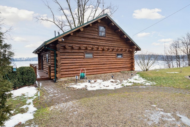 view of home's exterior