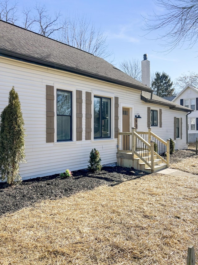 view of front of property