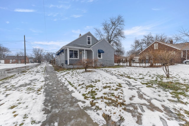 view of front of property