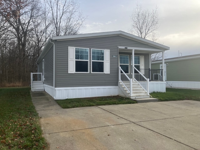 manufactured / mobile home with covered porch