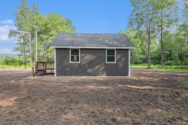 view of outbuilding