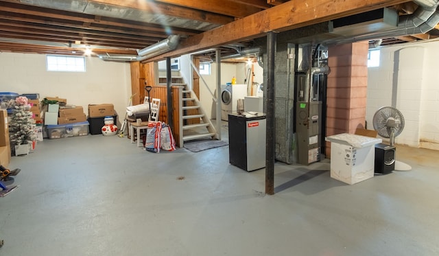 basement featuring independent washer and dryer