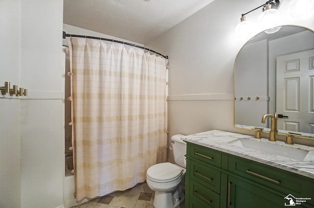 full bathroom featuring vanity, shower / bathtub combination with curtain, and toilet