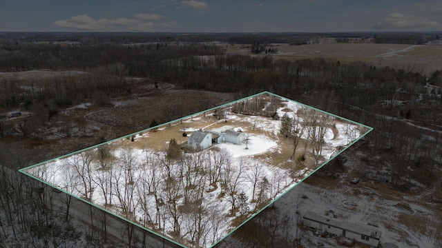 birds eye view of property featuring a rural view