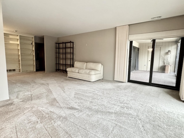 unfurnished room with carpet