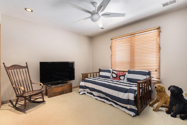 bedroom featuring carpet floors and ceiling fan