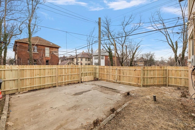 view of yard featuring a patio