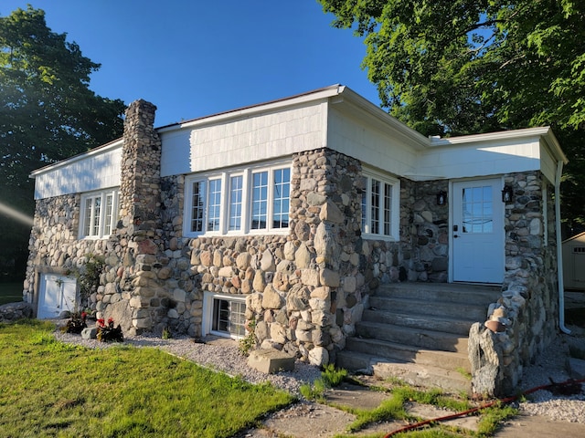 view of front of property