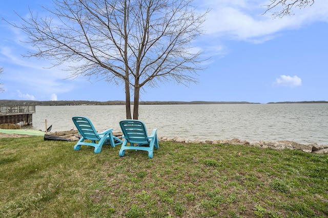 view of yard with a water view