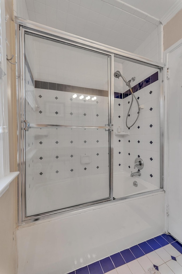 interior space with enclosed tub / shower combo