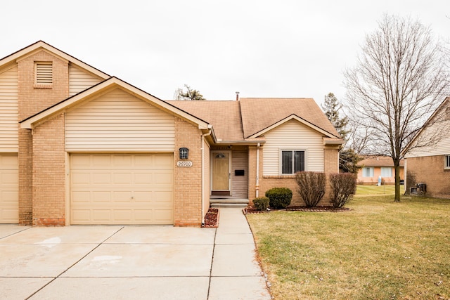 single story home with a front yard