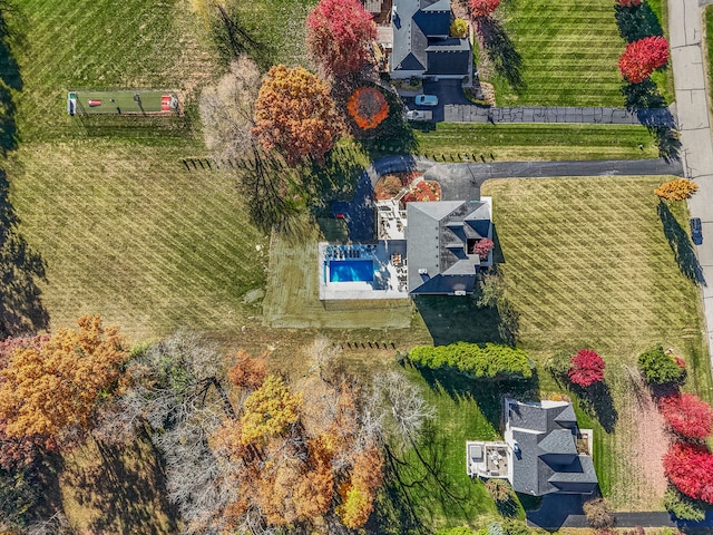 drone / aerial view with a rural view