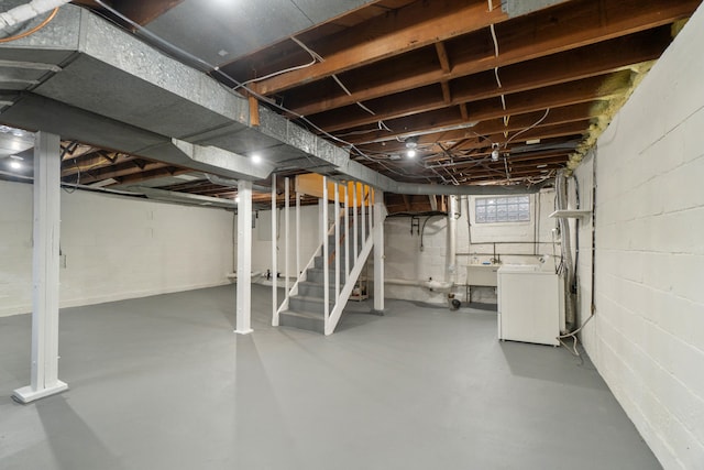 basement with washer / dryer