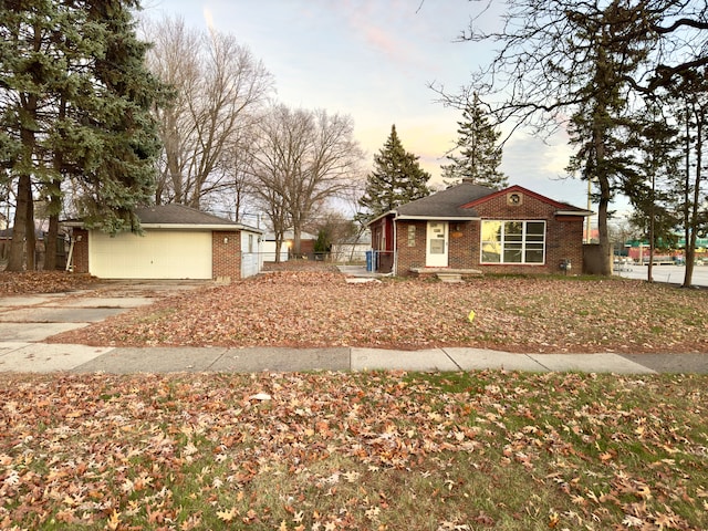 17821 W Outer Dr, Dearborn Heights, MI 48127 - view of front of home featuring a garage