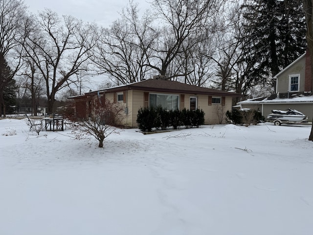 view of front facade