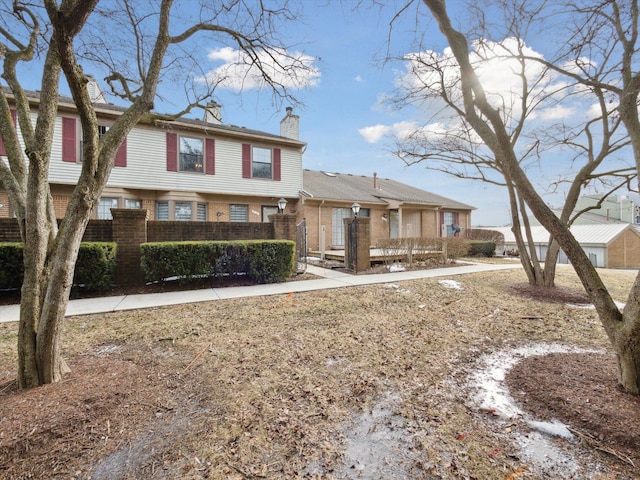 view of front of property