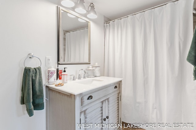 bathroom featuring vanity