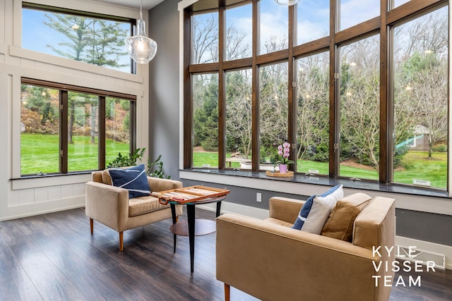 sunroom / solarium with a healthy amount of sunlight