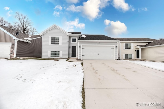 view of front of property featuring a garage