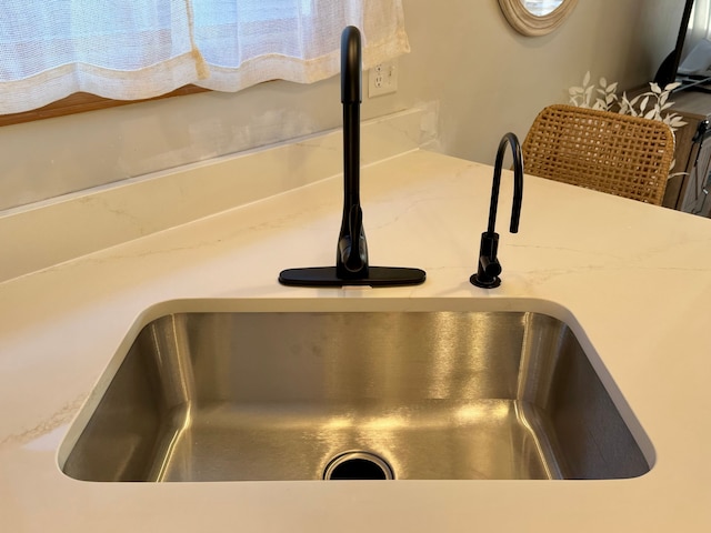 details with sink