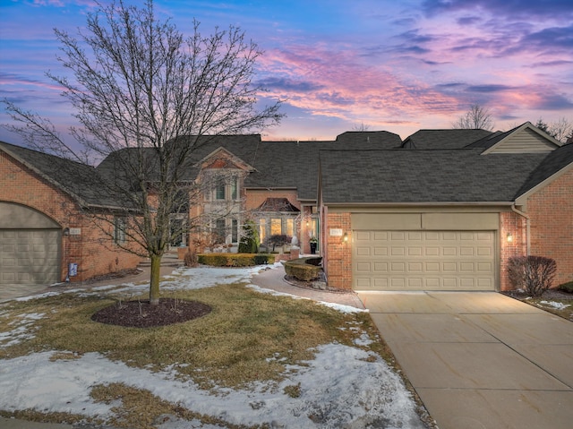 view of front of property featuring a garage