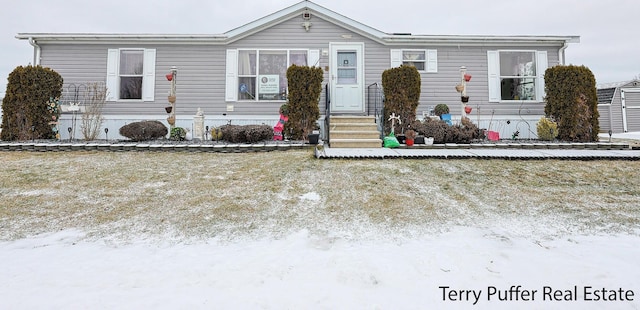 view of manufactured / mobile home