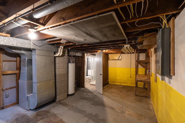 basement featuring gas water heater and heating unit