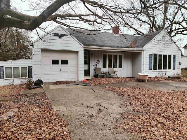 single story home with a garage