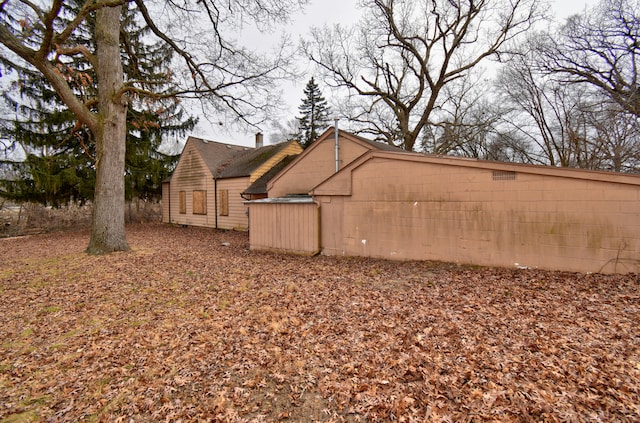 view of property exterior