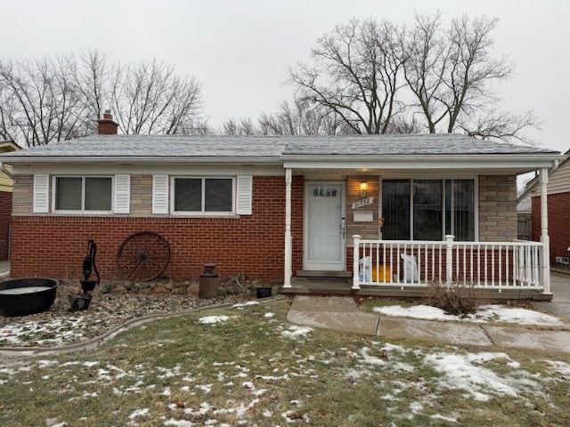 view of front of home featuring covered porch