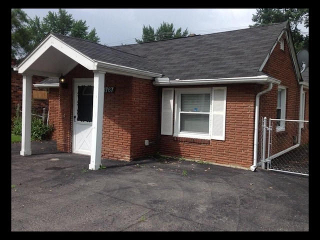 view of front of home