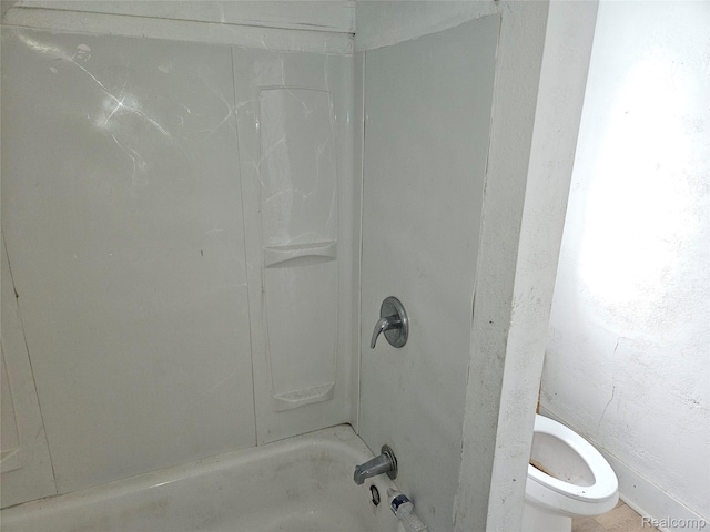 65 Portage St, Highland Park, MI 48203 - bathroom featuring toilet and shower / washtub combination