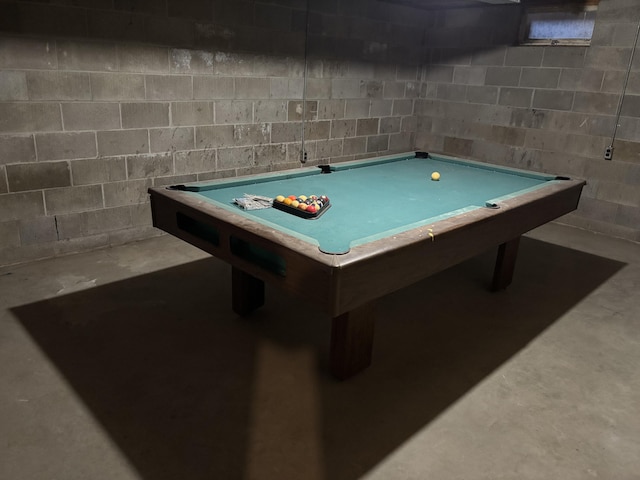 game room featuring billiards and concrete flooring