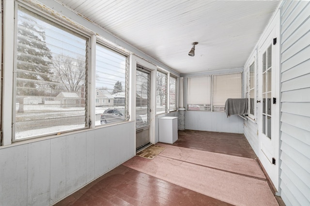 view of unfurnished sunroom